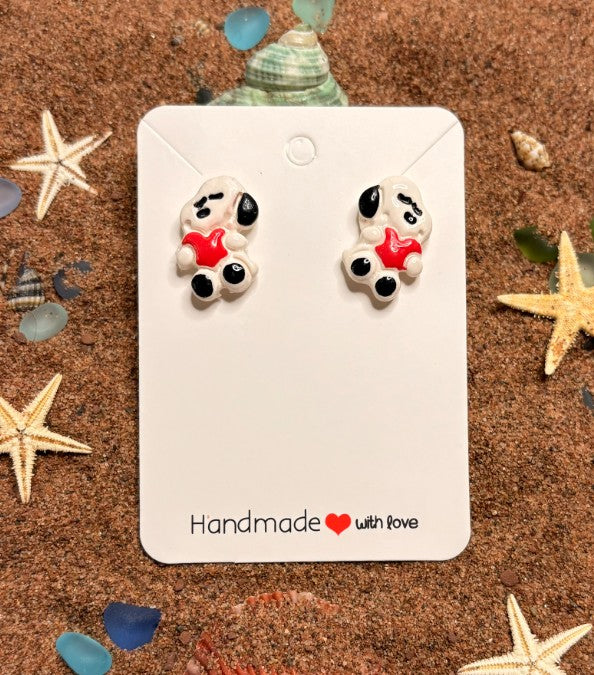 White Beagle Heart Stud Earrings SV11